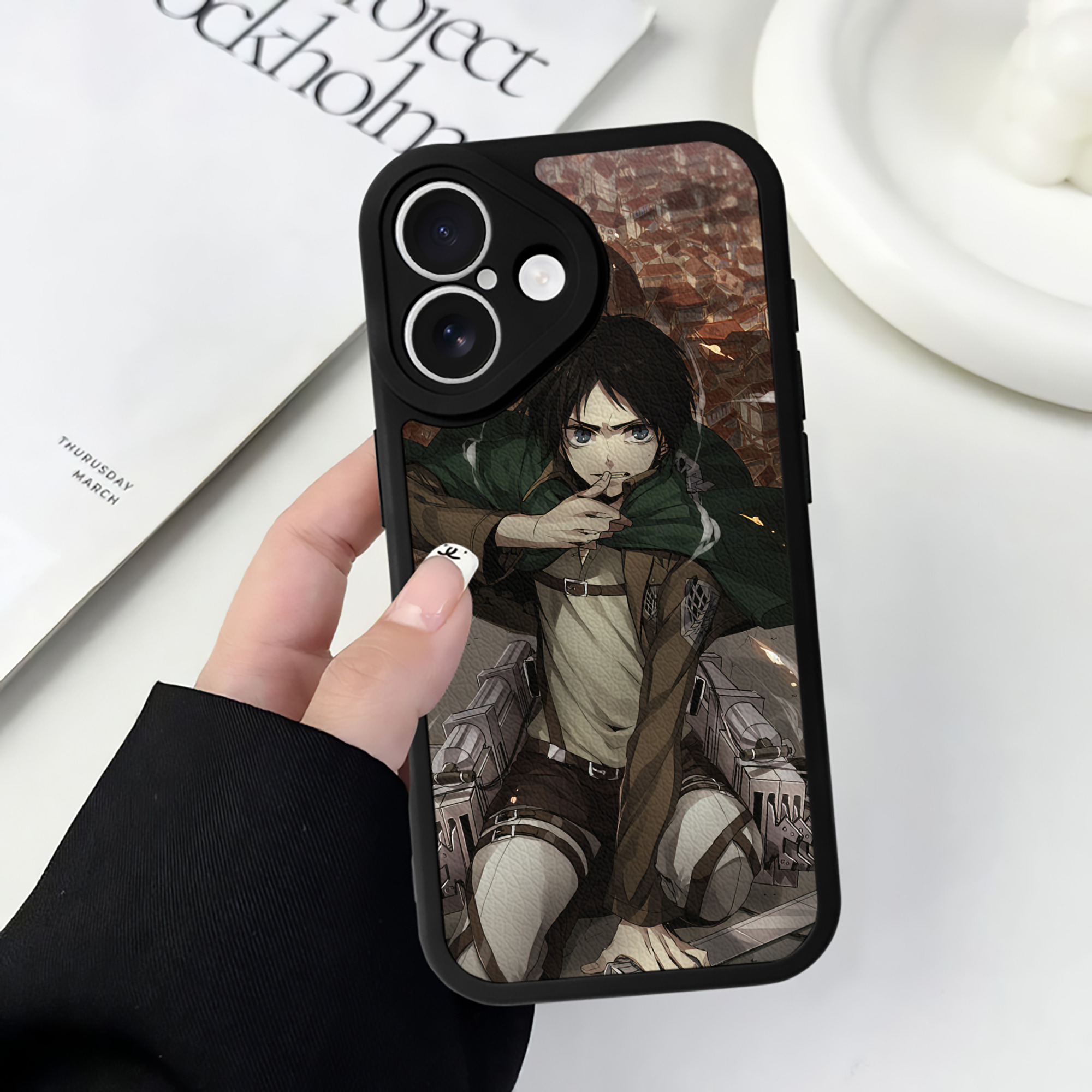 （画像用） 進撃の巨人 Attack on Titan 【iPhone 16シリーズ対応】シリコンスマホケース（レザー調） 材質：シリコン